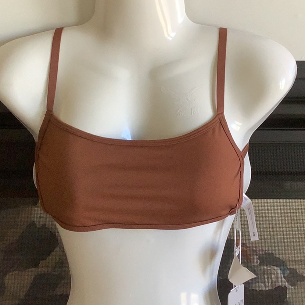 Anwnd strappy bra